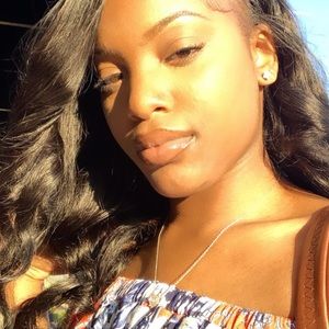 Meet your Posher, Alyshia